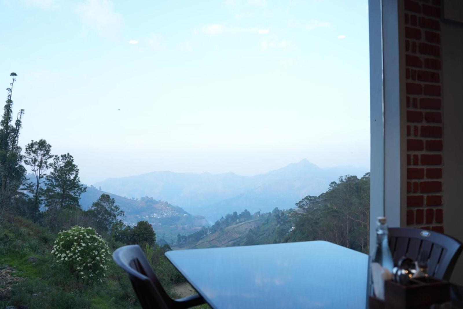 Aura Crimson Vistas Hotel Kodaikanal Exterior foto